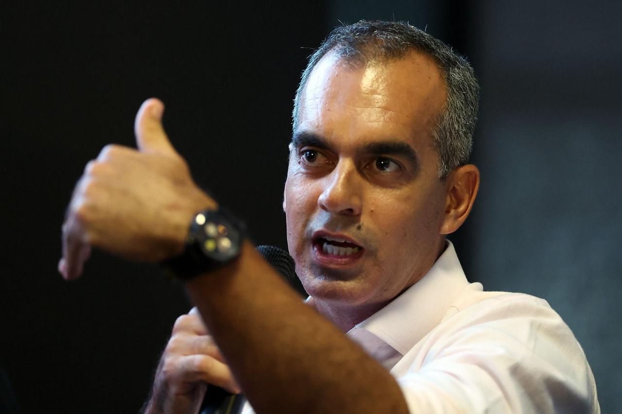 Dr. Gustavo Caldeira